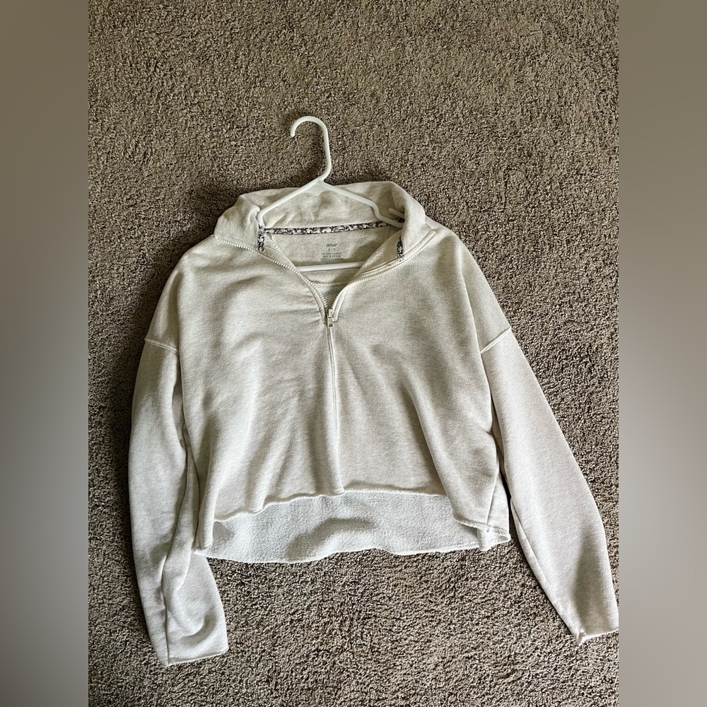 Aerie Cropped 1/4 zip sweatshirt size S
